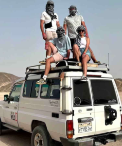 Hurghada Ultimate Jeep Safari: Desert Adventure & Bedouin Dinner Show